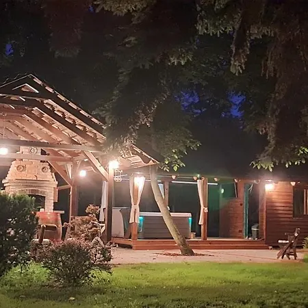 Lassu Tanya Vendeghaz Apartment
