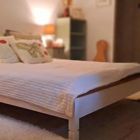 Lassu Tanya Vendeghaz Apartament